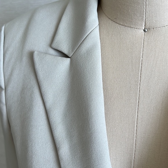 Epic New York Beige Blazer size 4 stretch fabric - Picture 5 of 7